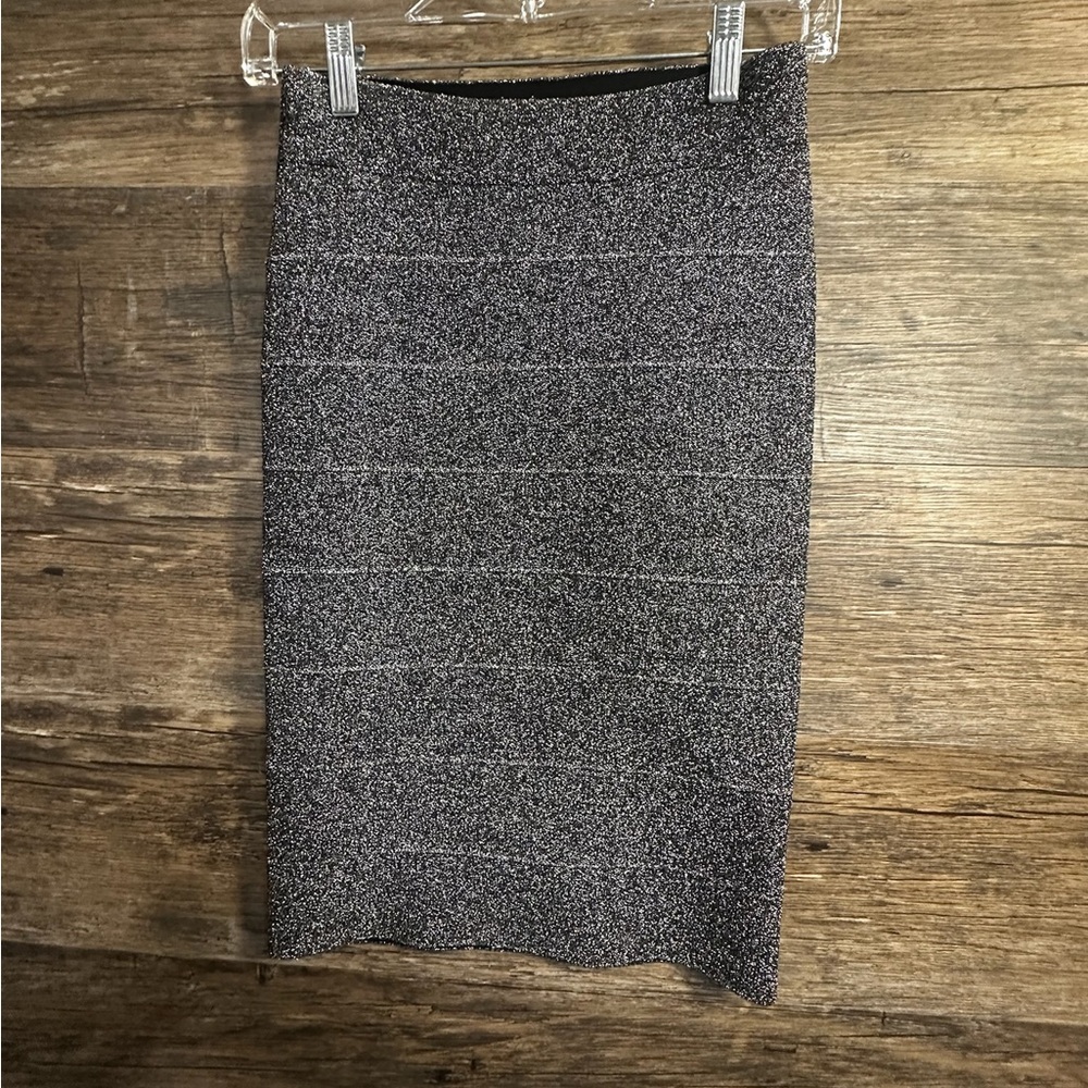 BCBGMaxAzria‎ Silver Pencil Skirt Knee-Length Workwear
